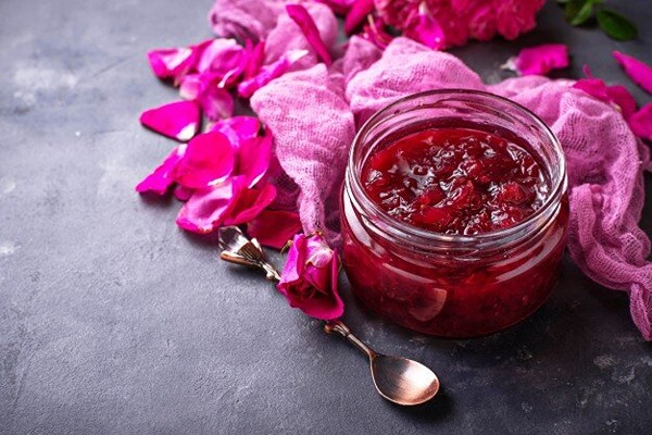 تصویر 2 از خرید و فروش مربا گل محمدی تازه با شرایط فوق العاده